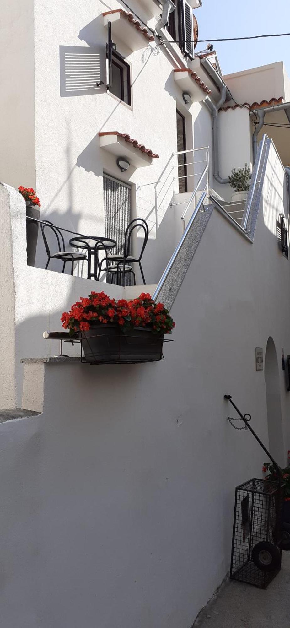 Old Town Baska Apartment Exterior photo